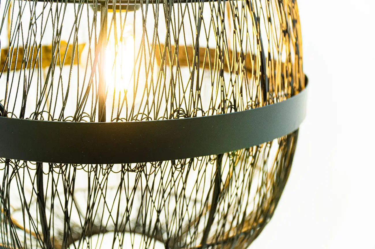 Visilica Globo Hermi 14994H2 (detalj)